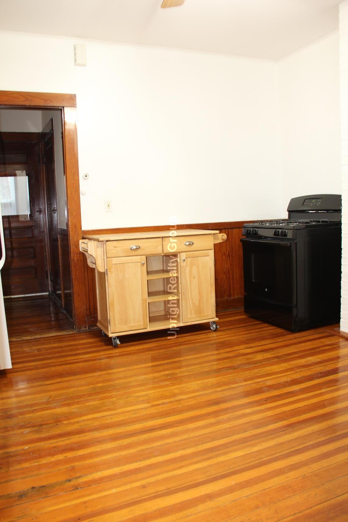 30 Jamaica Rd, Brookline