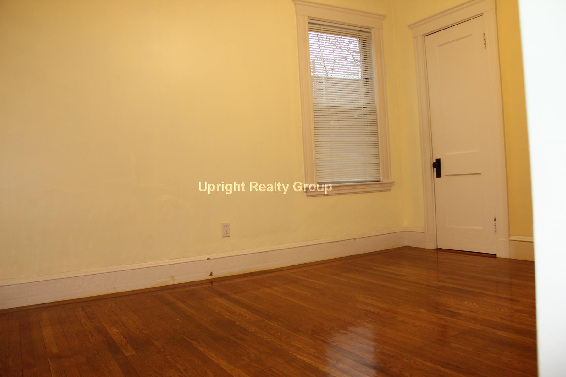 30 Jamaica Rd, Brookline