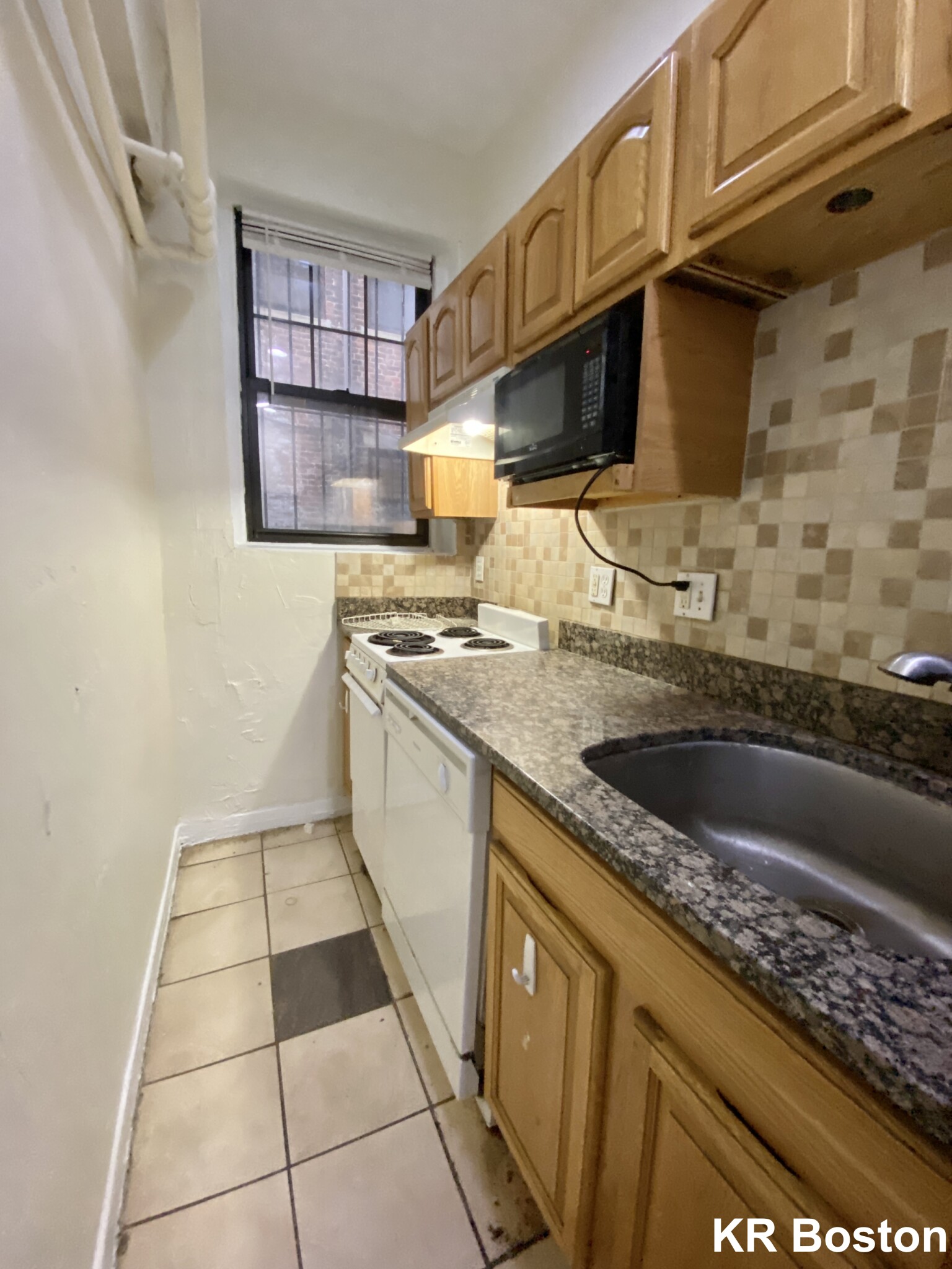 97 Saint Stephen St, Fenway