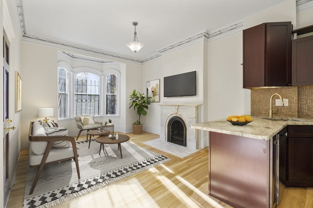 589 Tremont St, South End