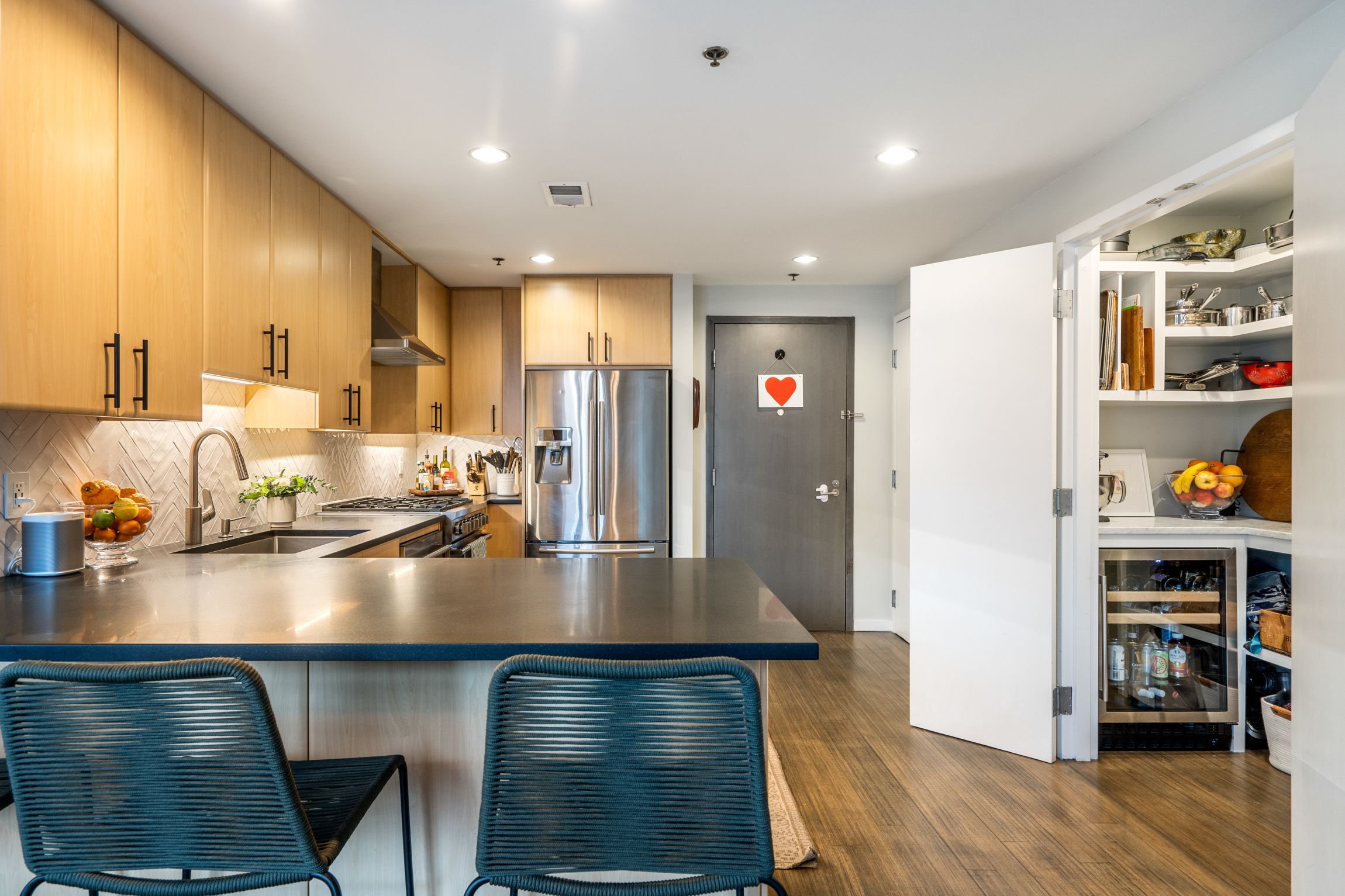 9 W Broadway, South Boston