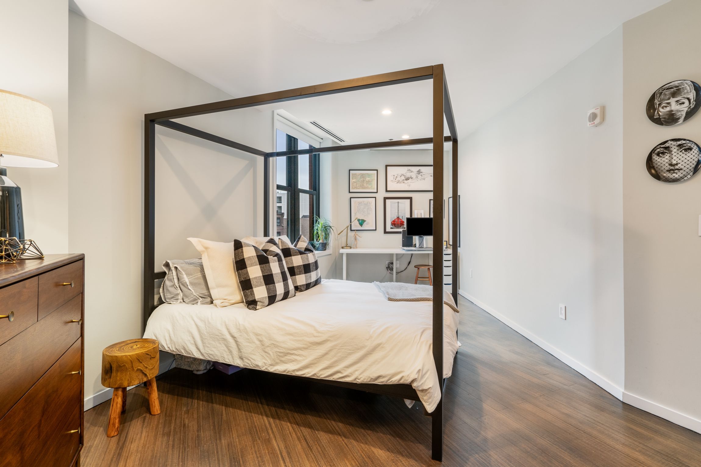 9 W Broadway, South Boston