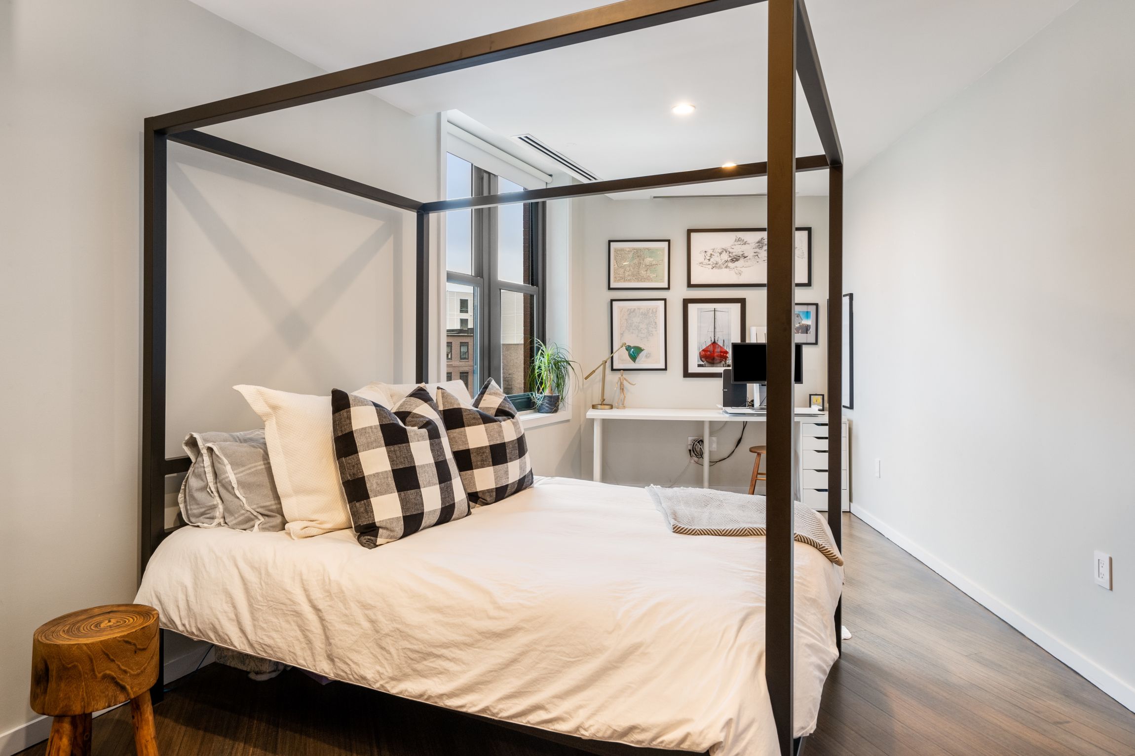 9 W Broadway, South Boston