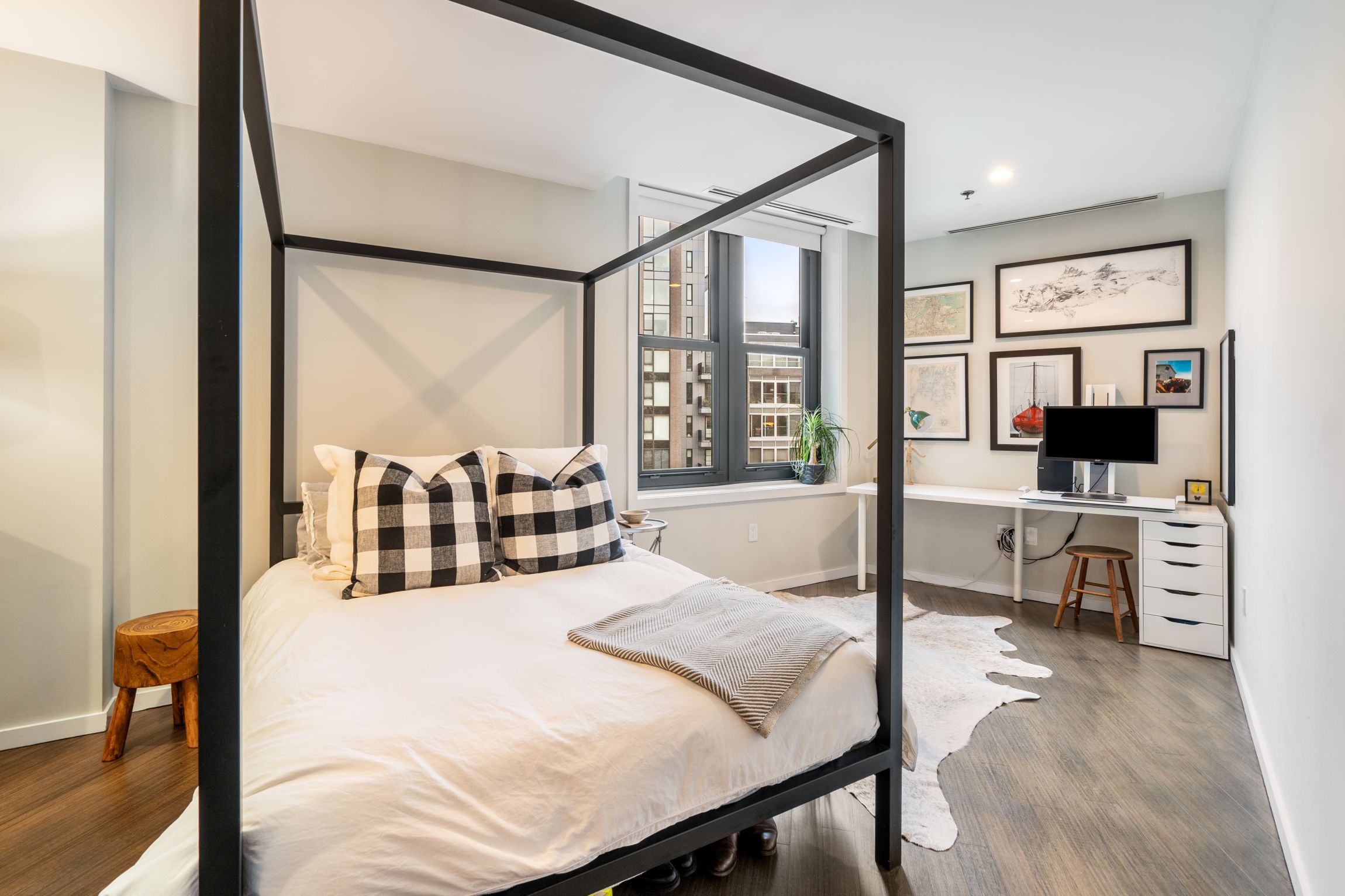 9 W Broadway, South Boston