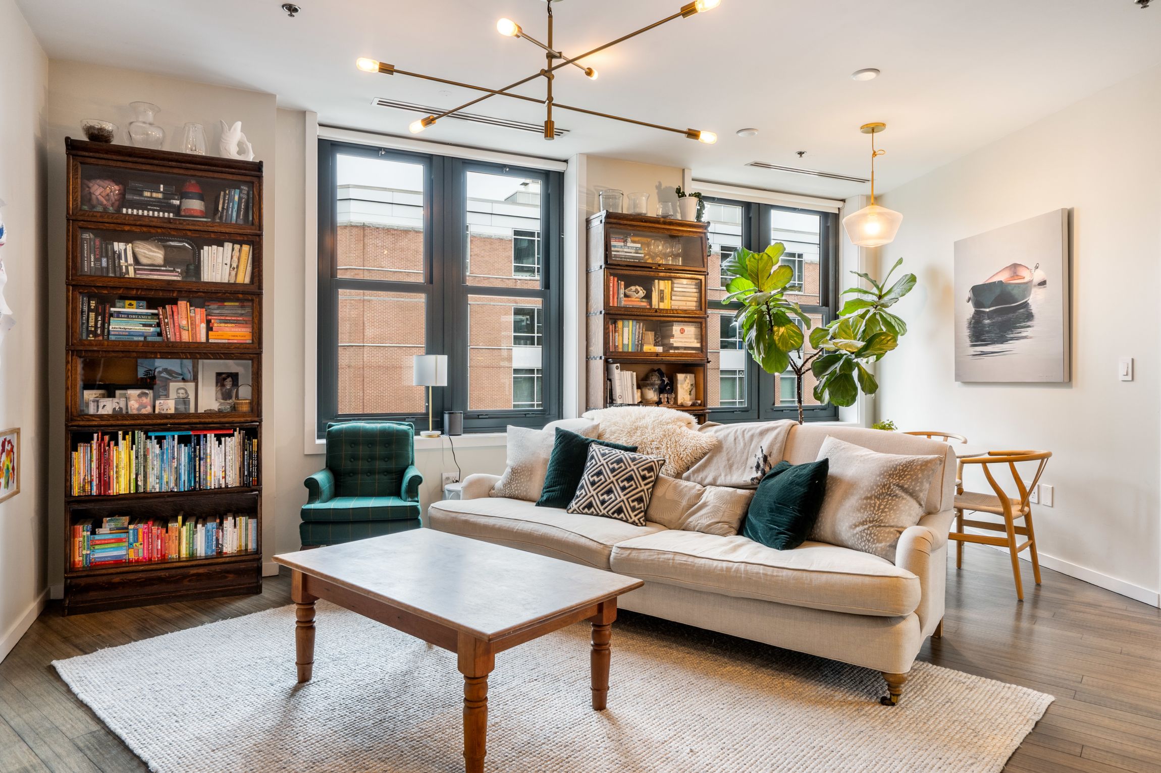 9 W Broadway, South Boston