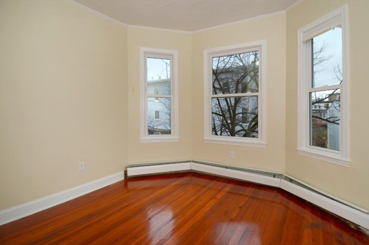 284 Sumner St, East Boston