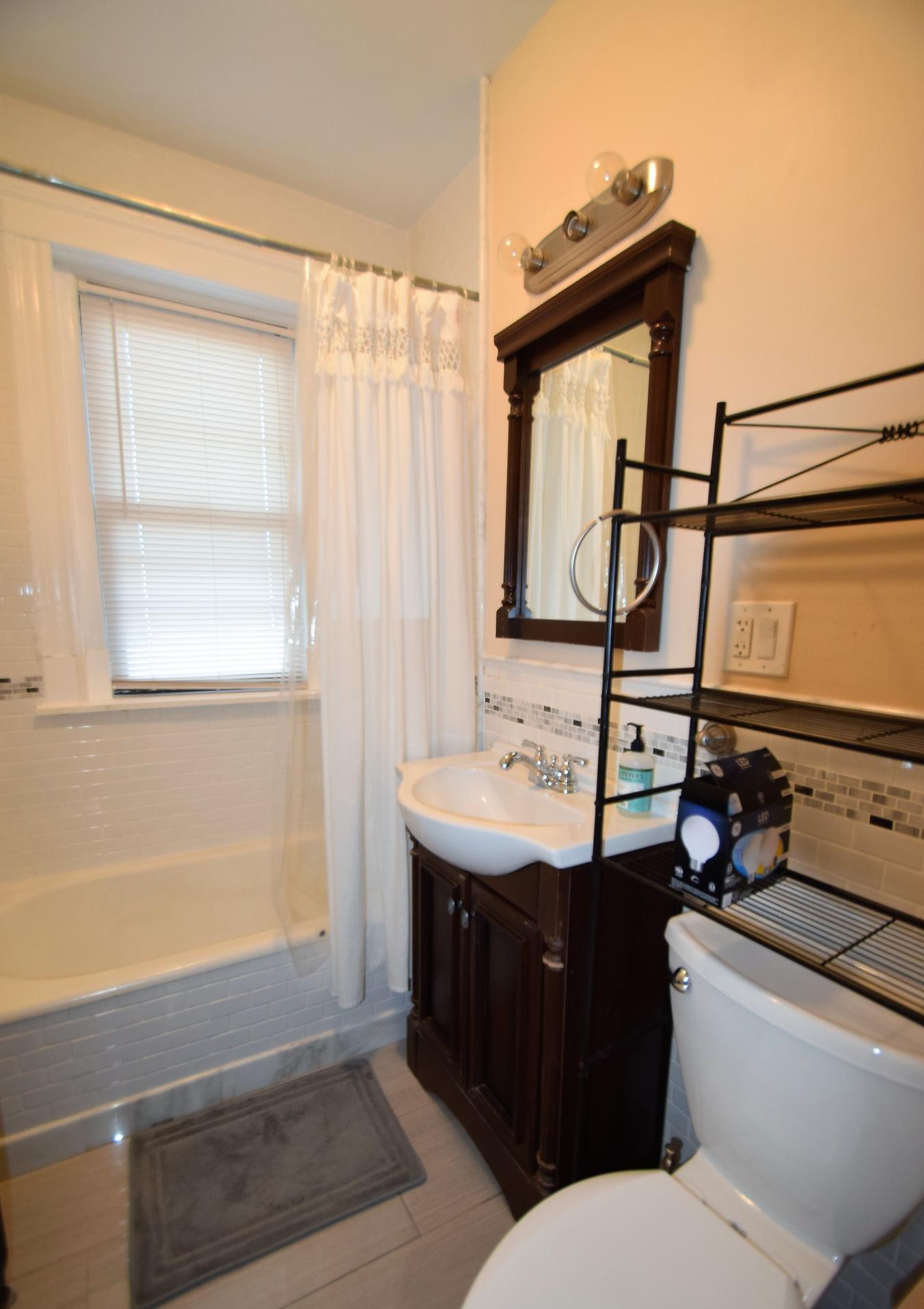 2001 Commenwealth Ave, Brighton