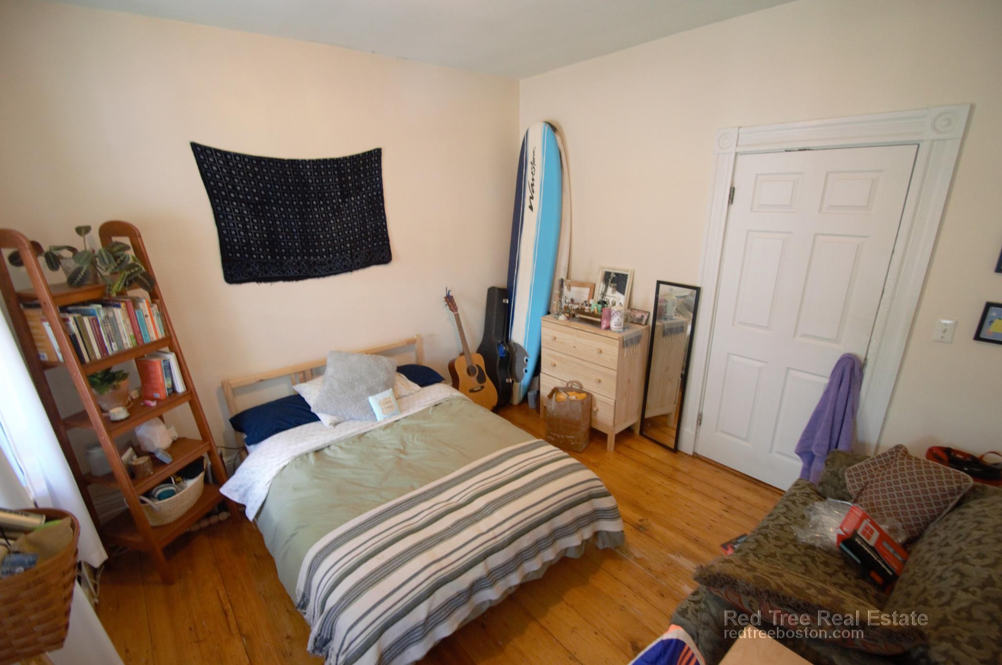 48 Green St, Jamaica Plain