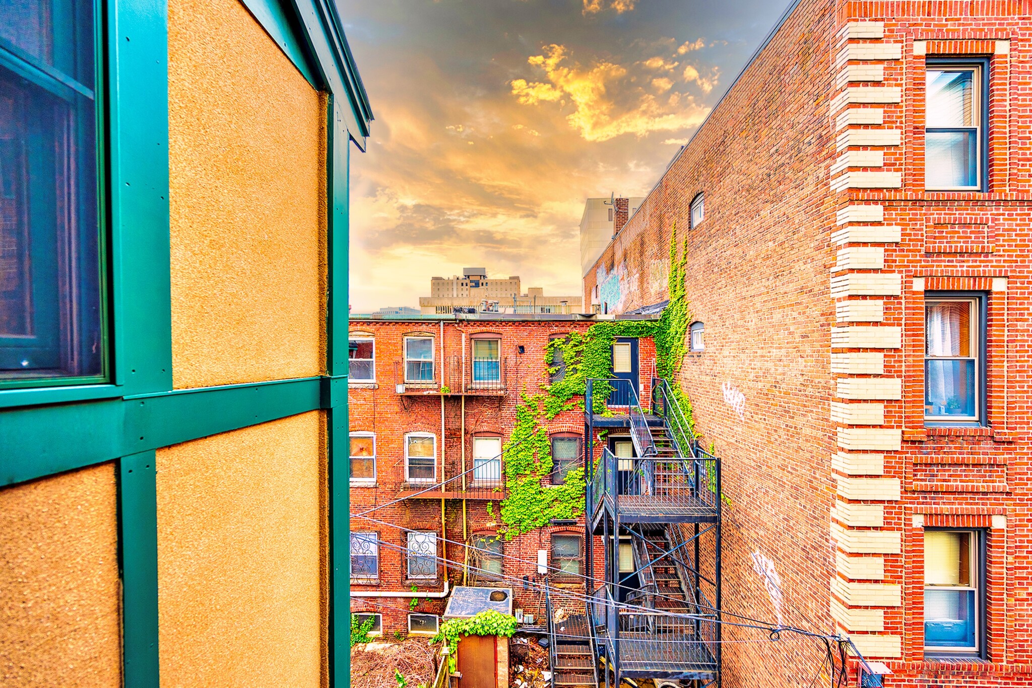 34 Worthington St, Roxbury