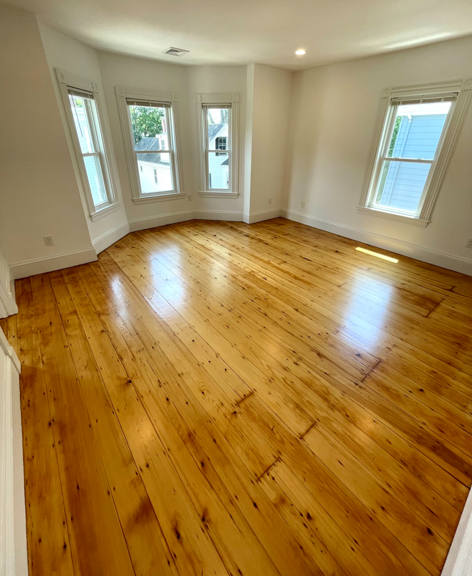 39 Goldsmith St, Jamaica Plain