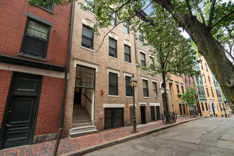 98 Myrtle St, Beacon Hill