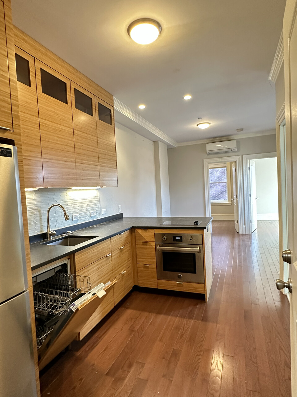 98 Myrtle St, Beacon Hill