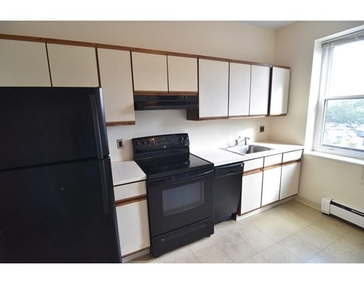 171 Harvard St, Coolidge Corner