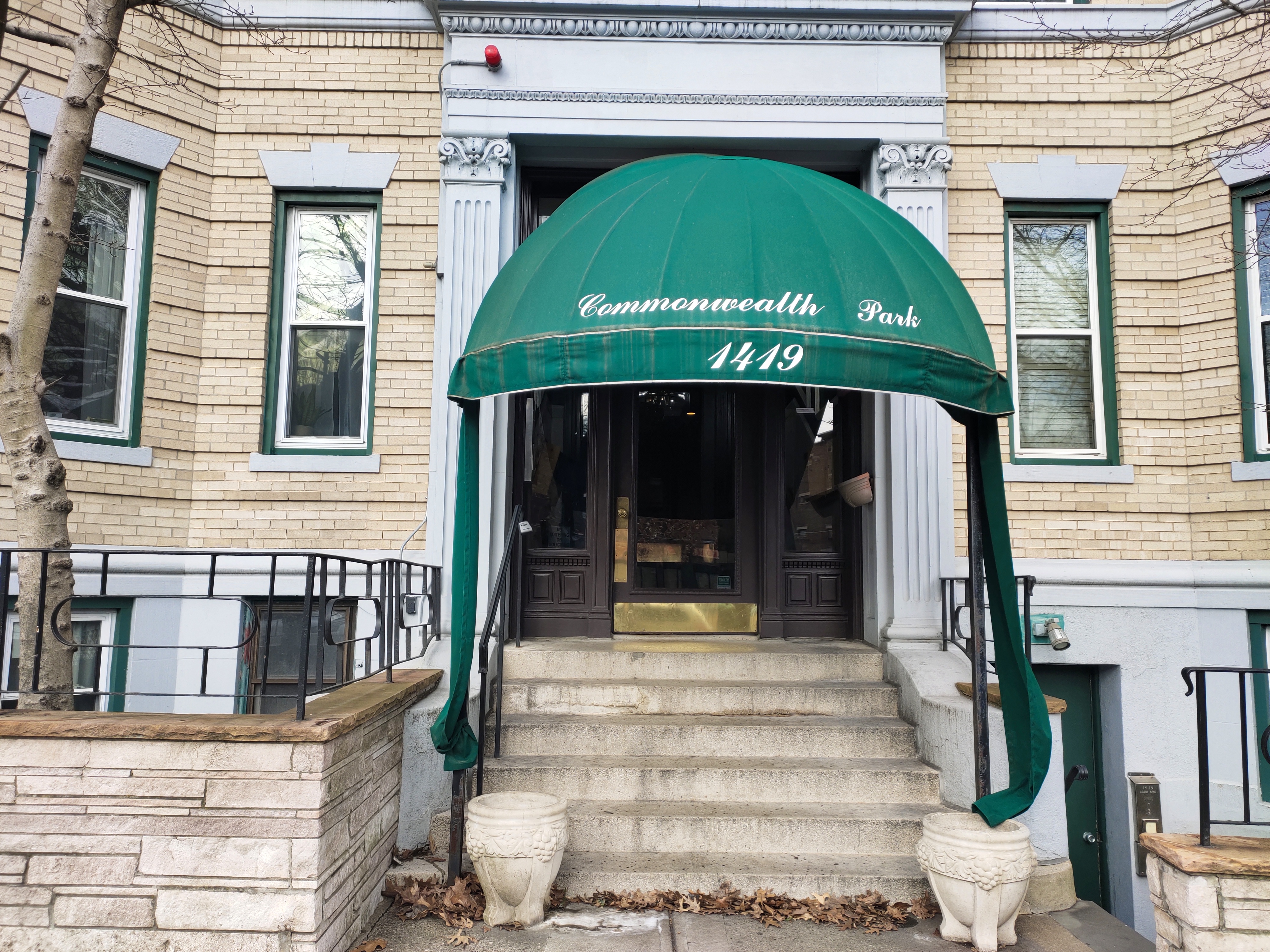 1419 Commonwealth Ave, Allston