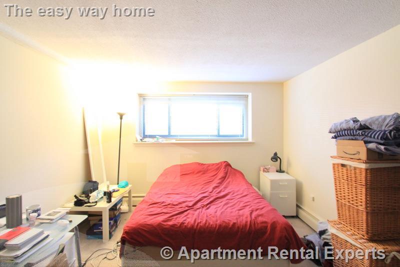 375 Harvard St, Harvard Square