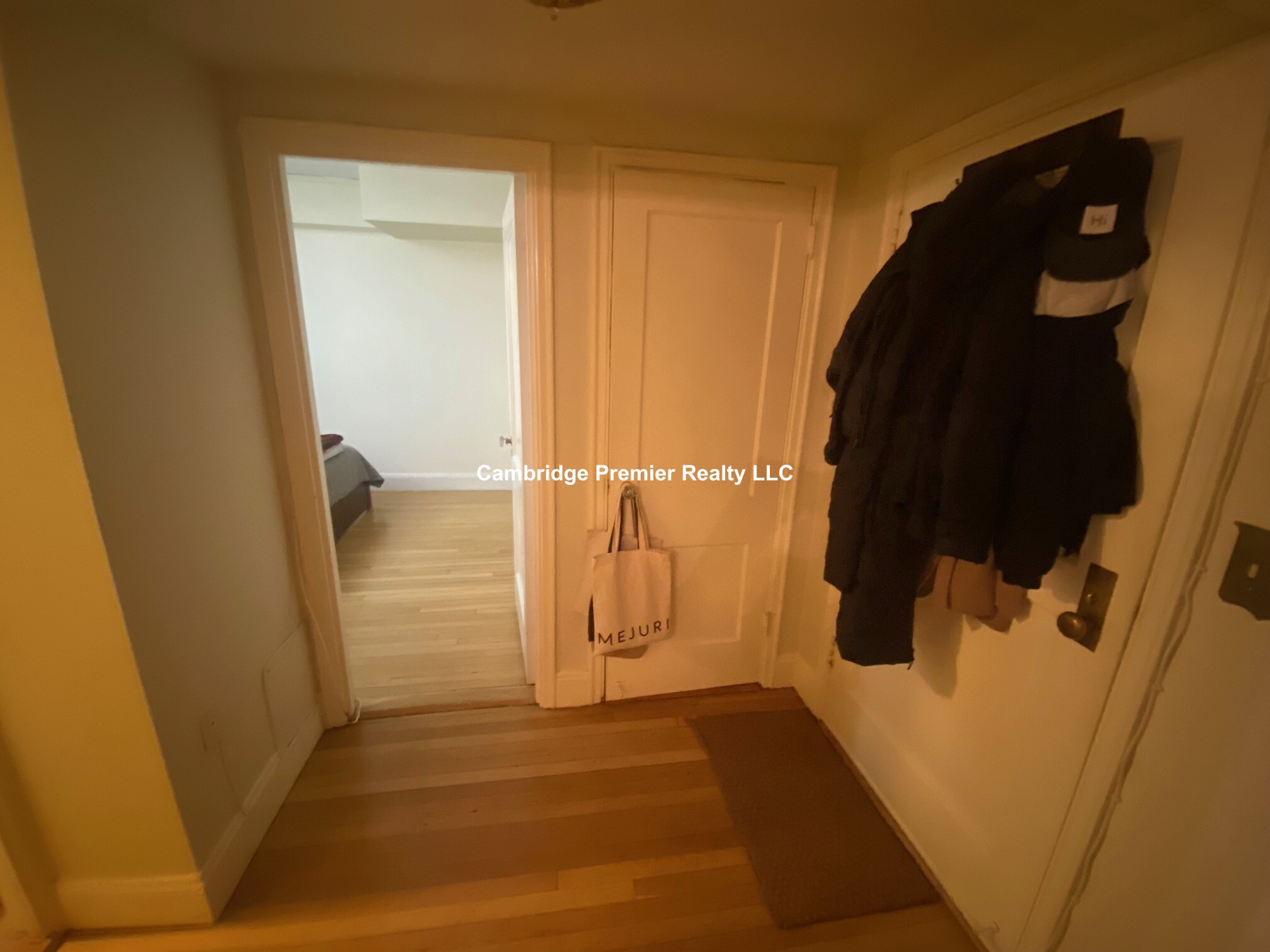 988 Memorial Dr, West Cambridge