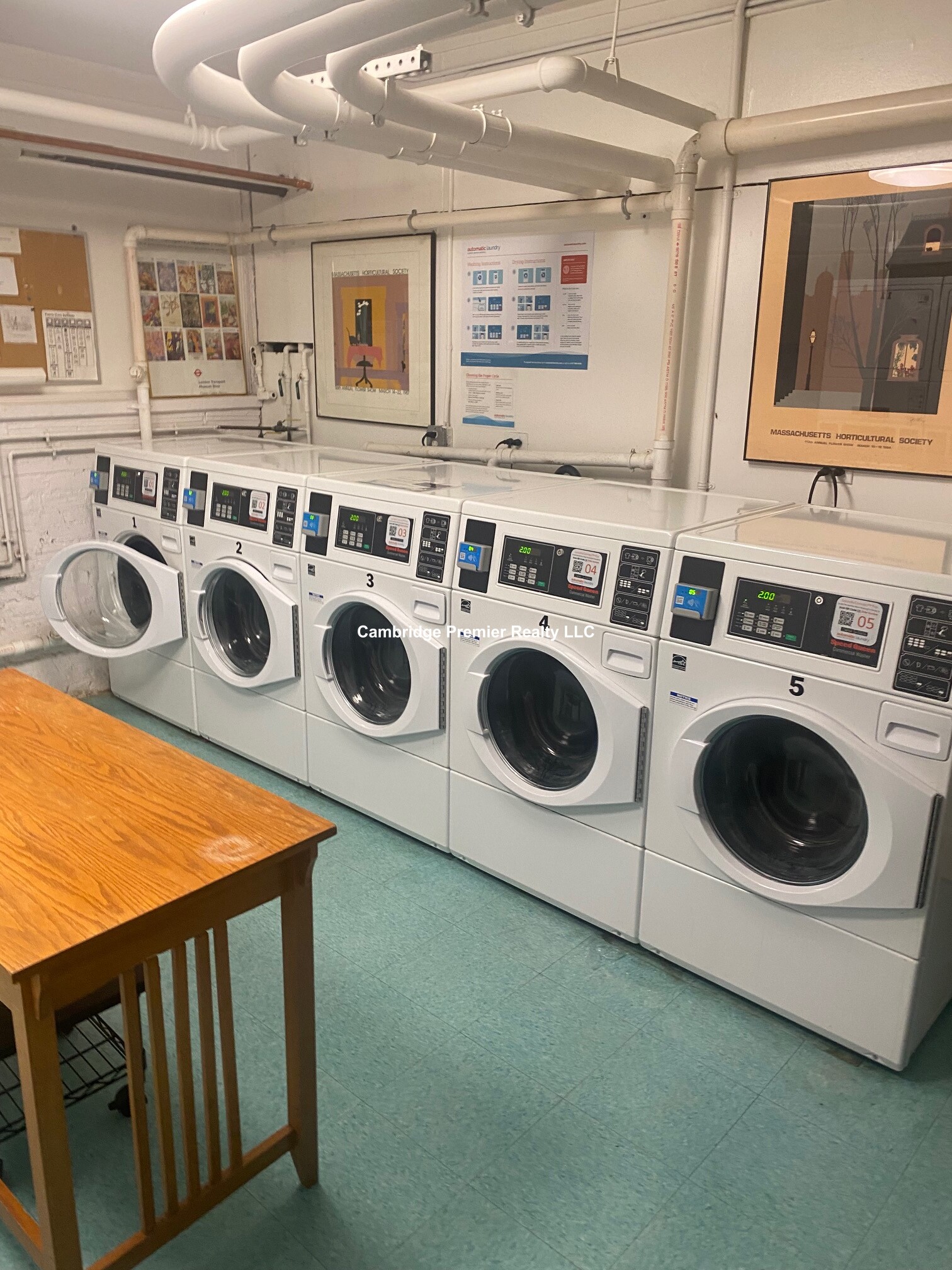 988 Memorial Dr, West Cambridge