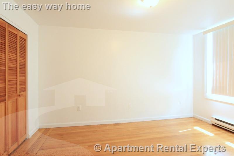 35 Davis Sq, Davis Square