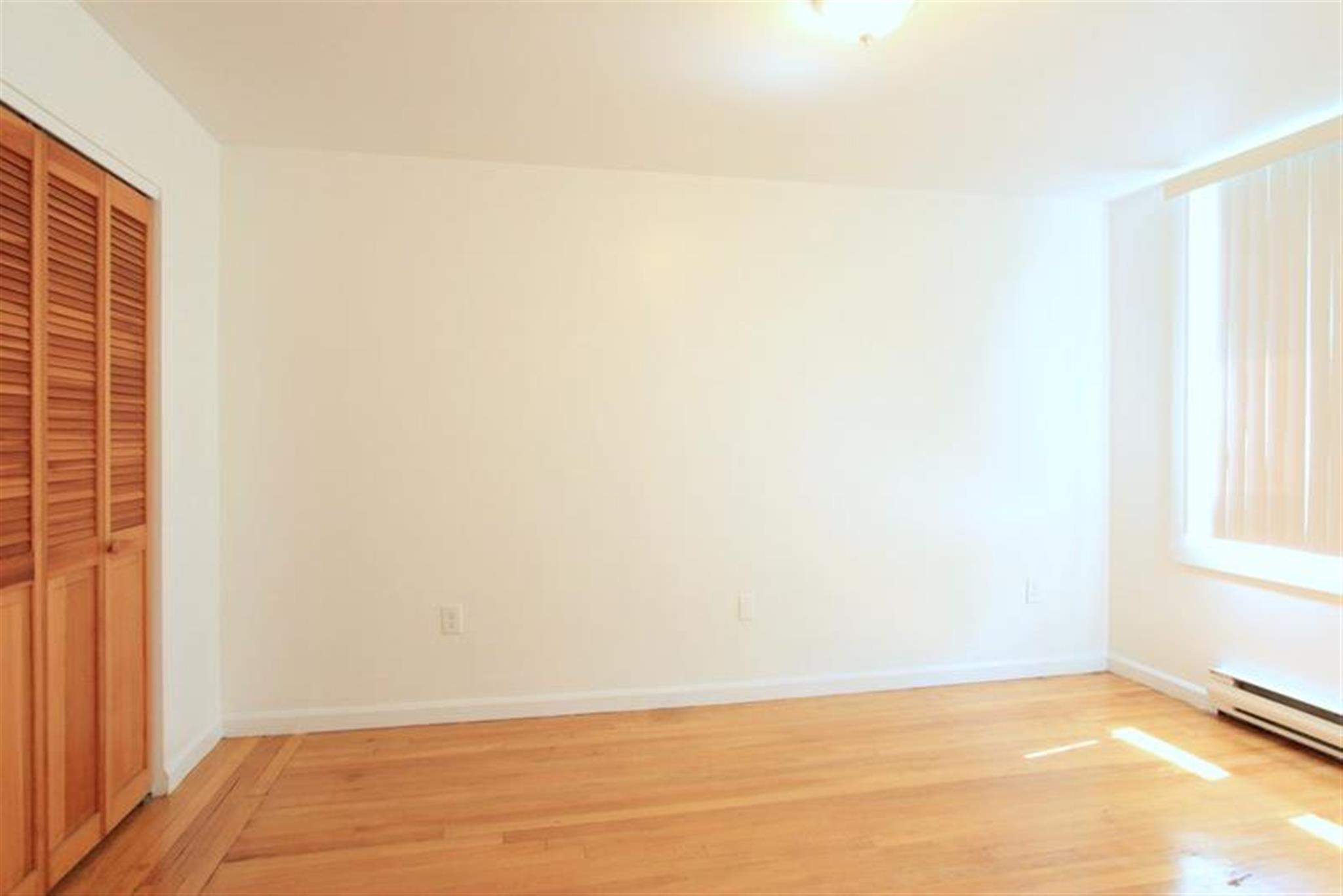 35 Davis Sq, Davis Square