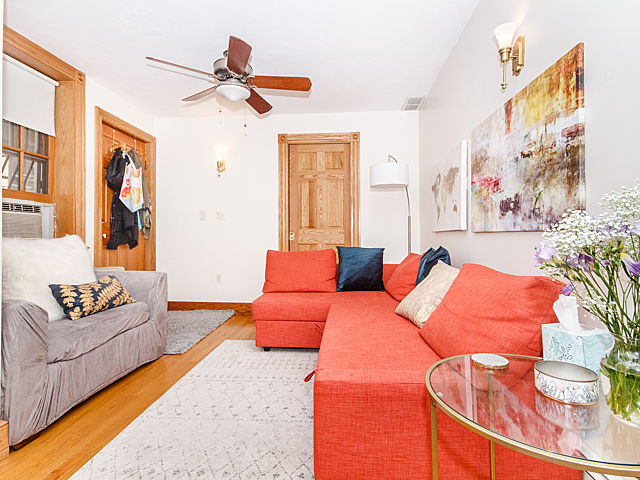 89 Myrtle St, Beacon Hill