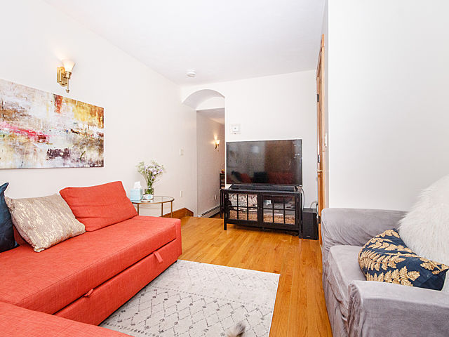 89 Myrtle St, Beacon Hill