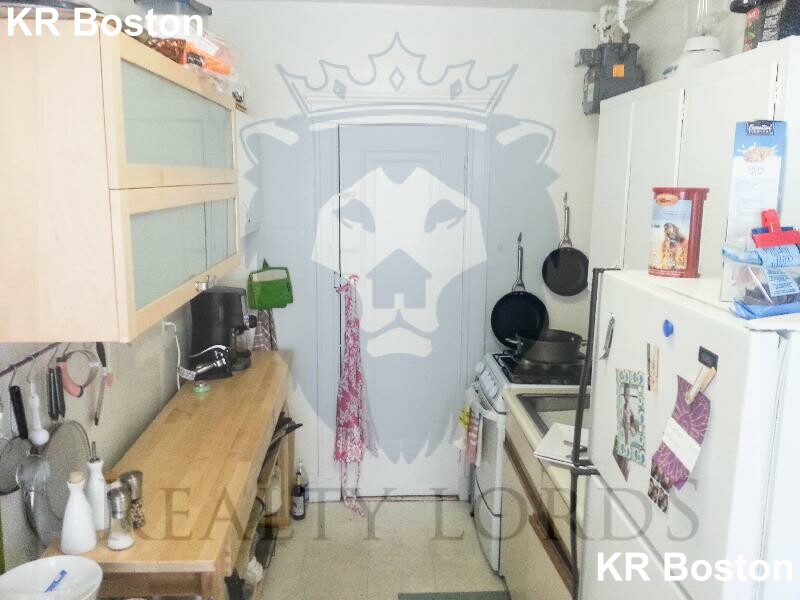 99 Brainerd Rd, Allston