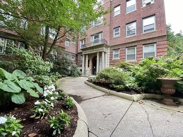 52 Garden St, Harvard Square