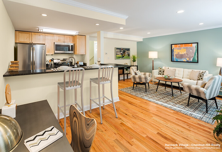 39 Sherman Rd, Chestnut Hill