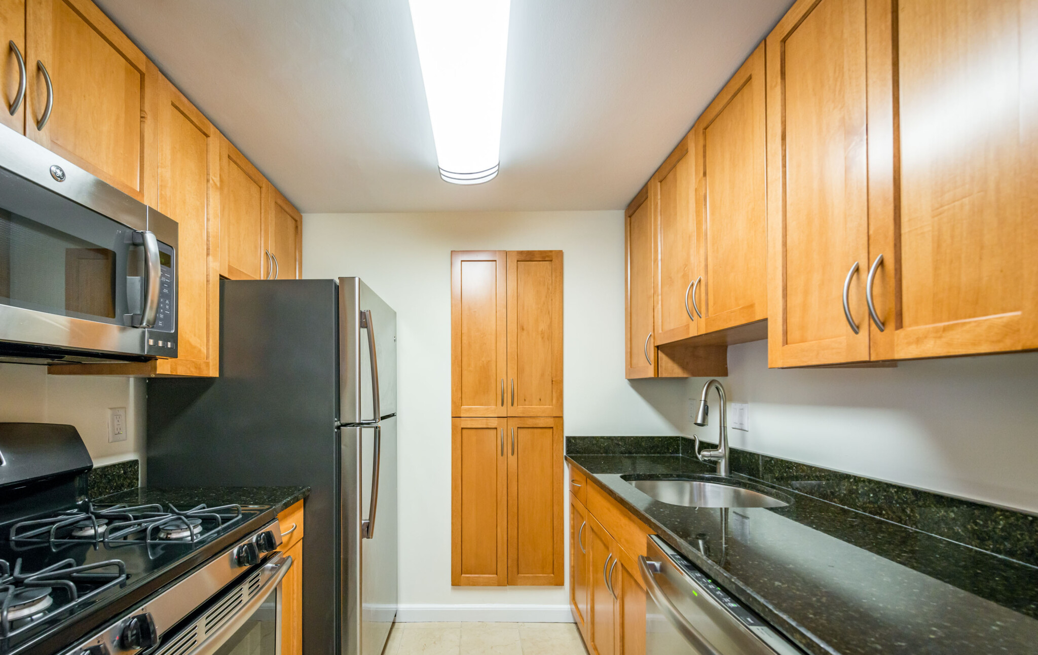 150 Thornton Rd, Chestnut Hill