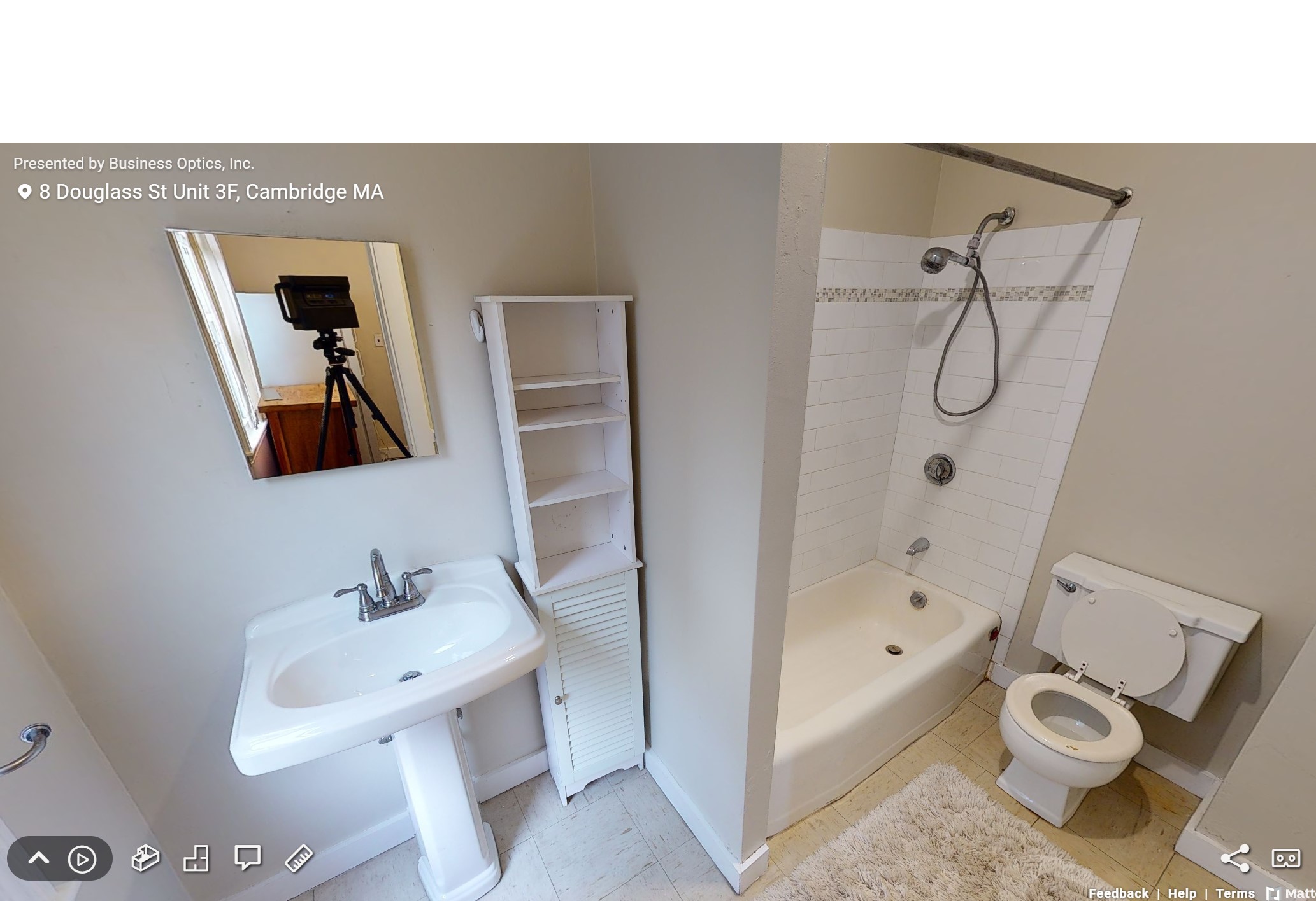 8 Douglas St, Central Square