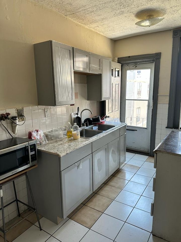 5 Linden St, Allston