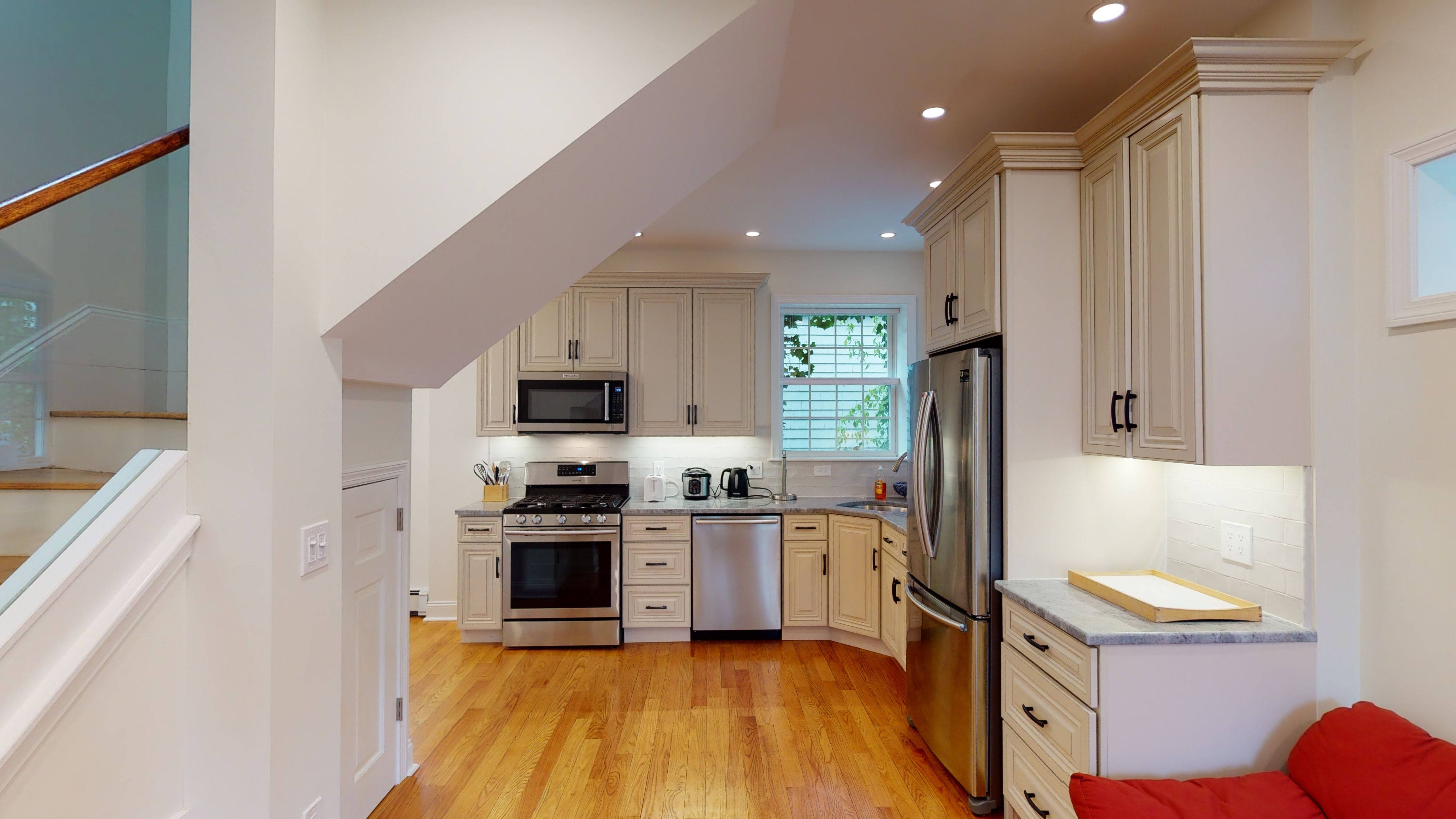 9 Ashton Pl, Harvard Square