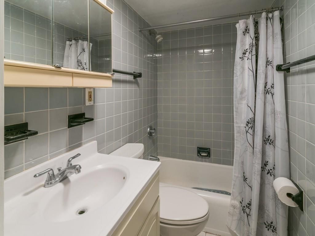 1480 Commonwealth Ave, Brighton