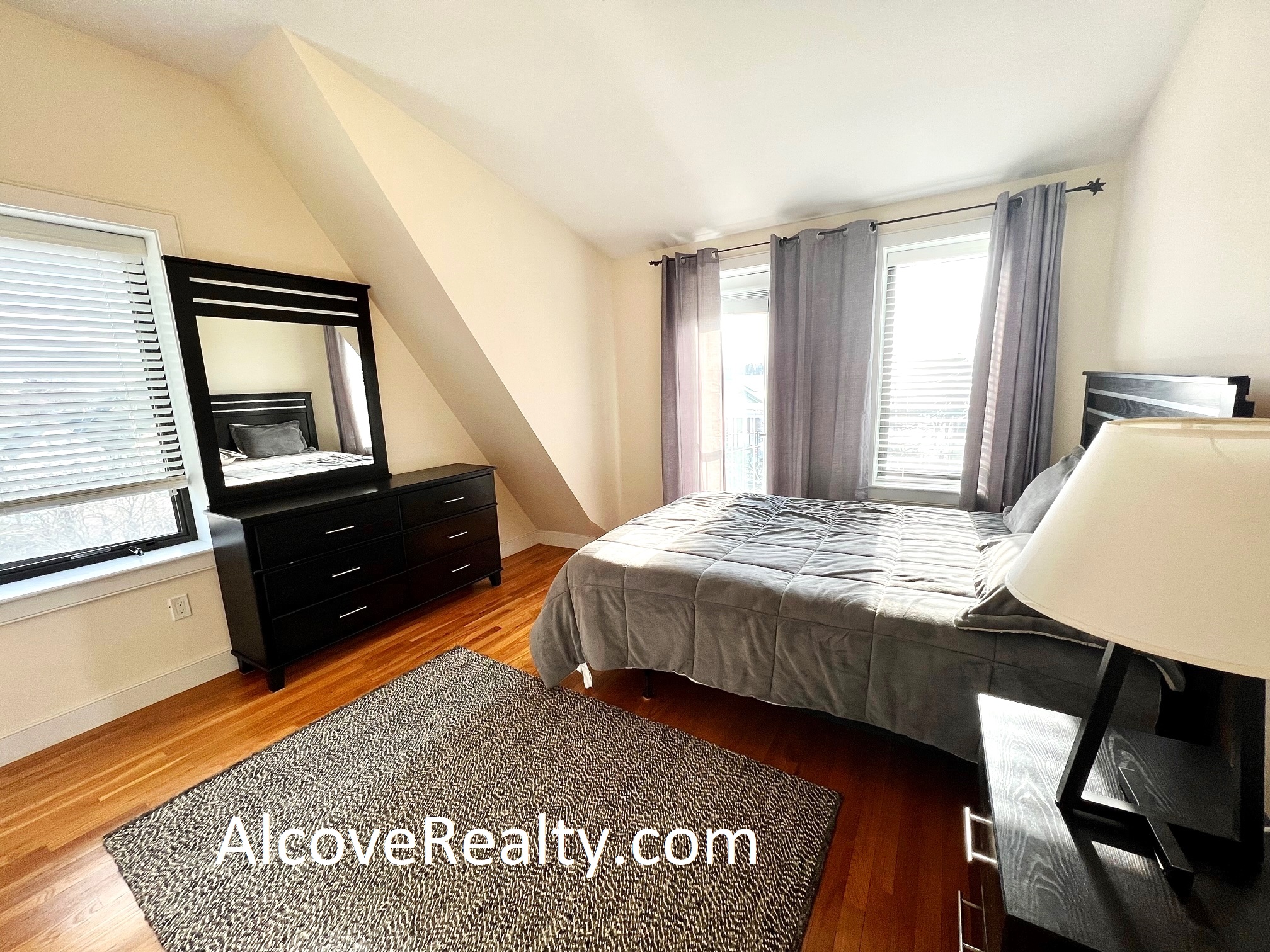 377 Summer St, Davis Square