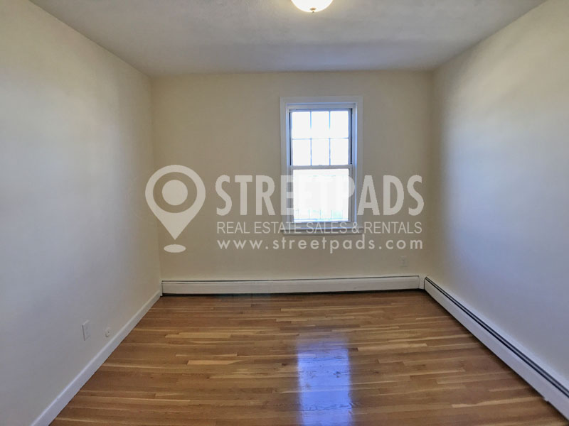 172 North Beacon St, Brighton