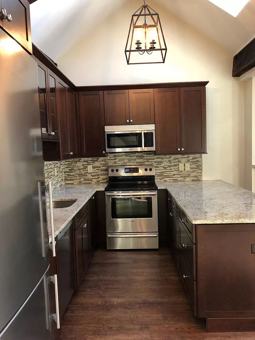 2 Cedar Pl, Back Bay