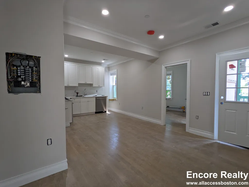 14 Mount Hood Rd, Brighton