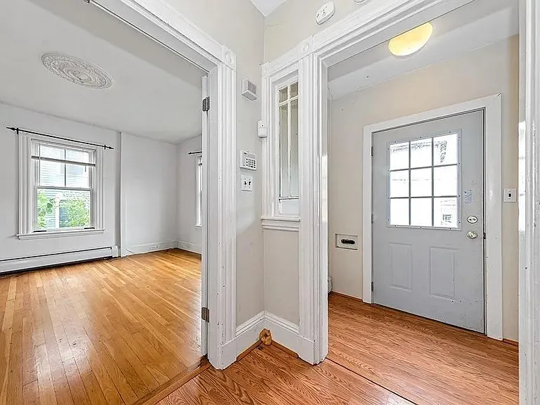 14 Eldora St, Mission Hill