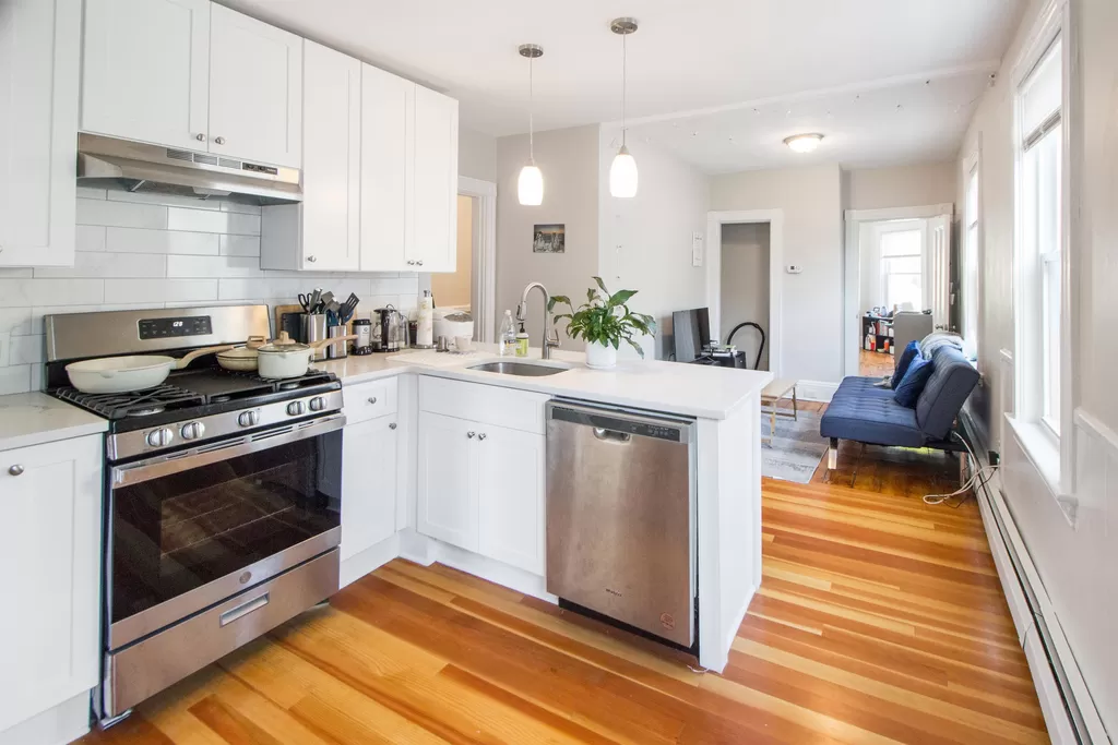 24 Suffolk St, The Port