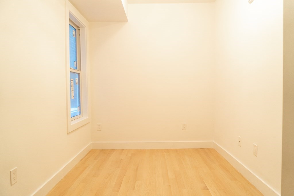 280 Chelsea St, East Boston