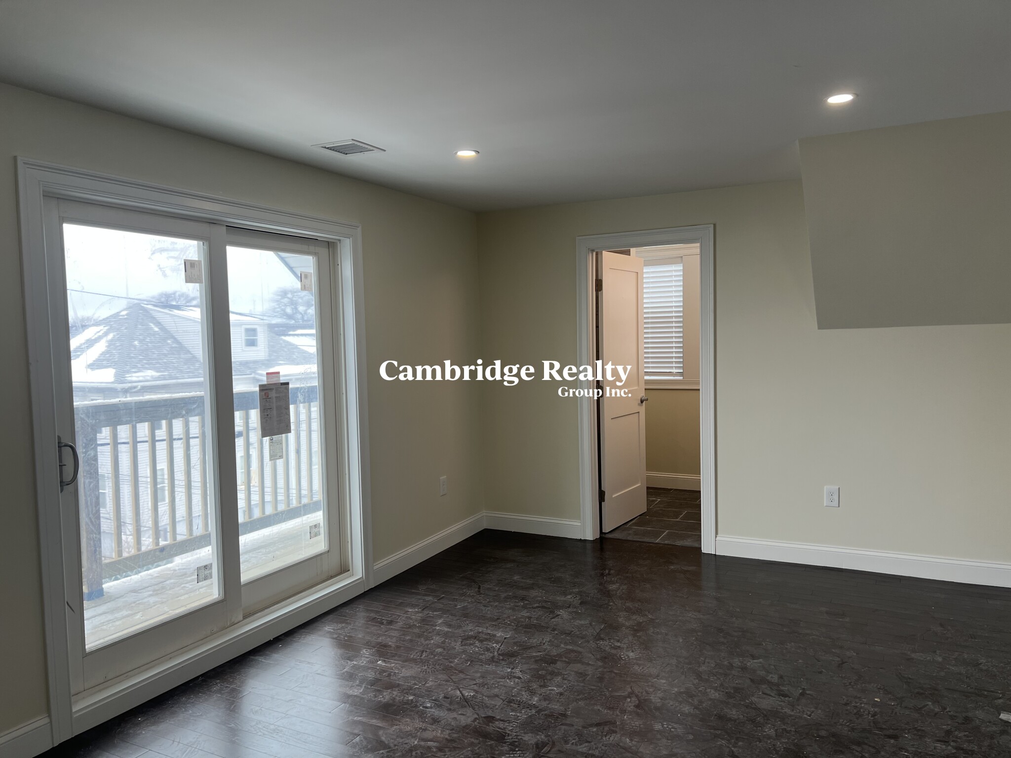 43 Wright Ave, Medford