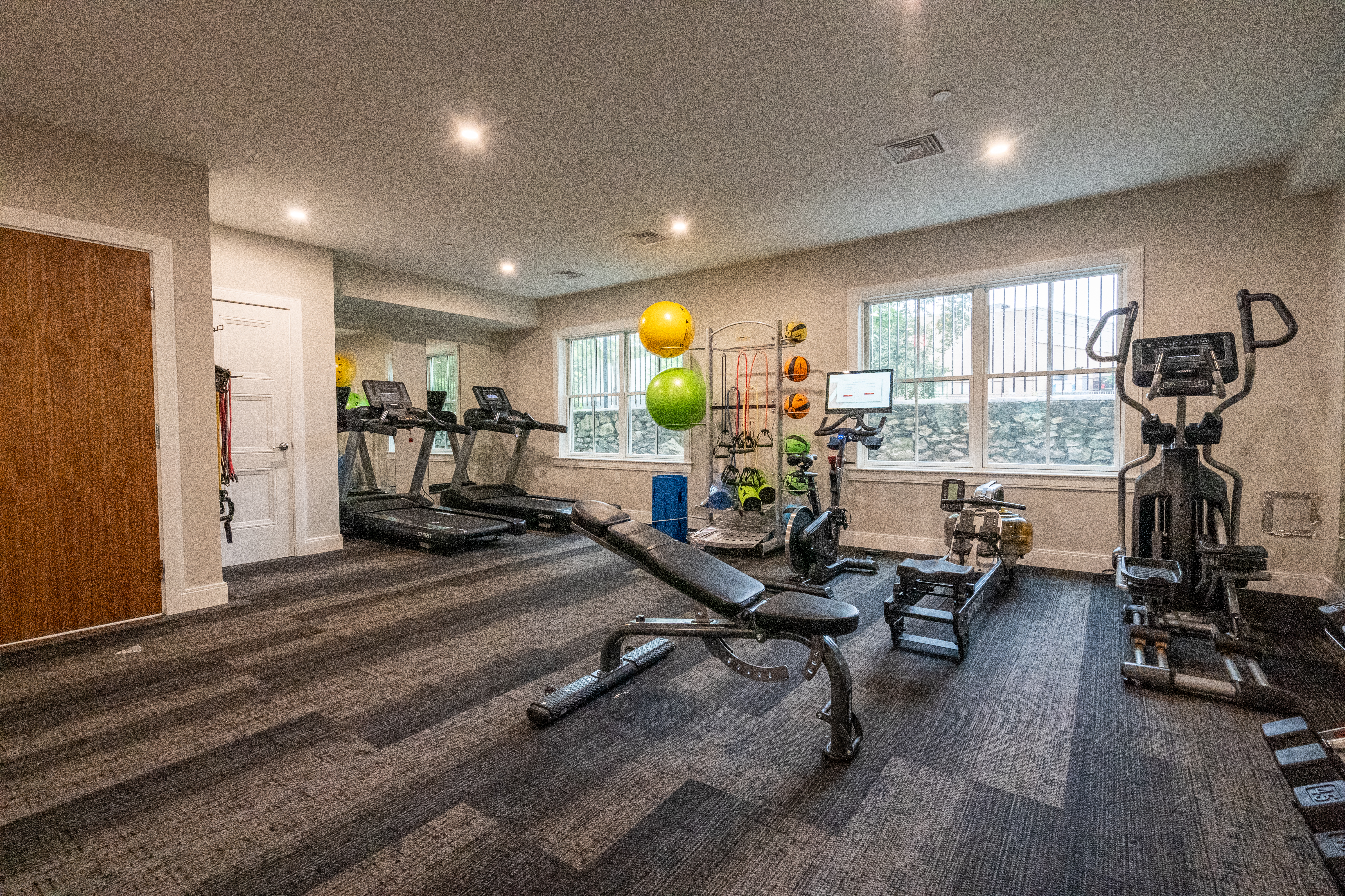 425 Lagrange St, West Roxbury