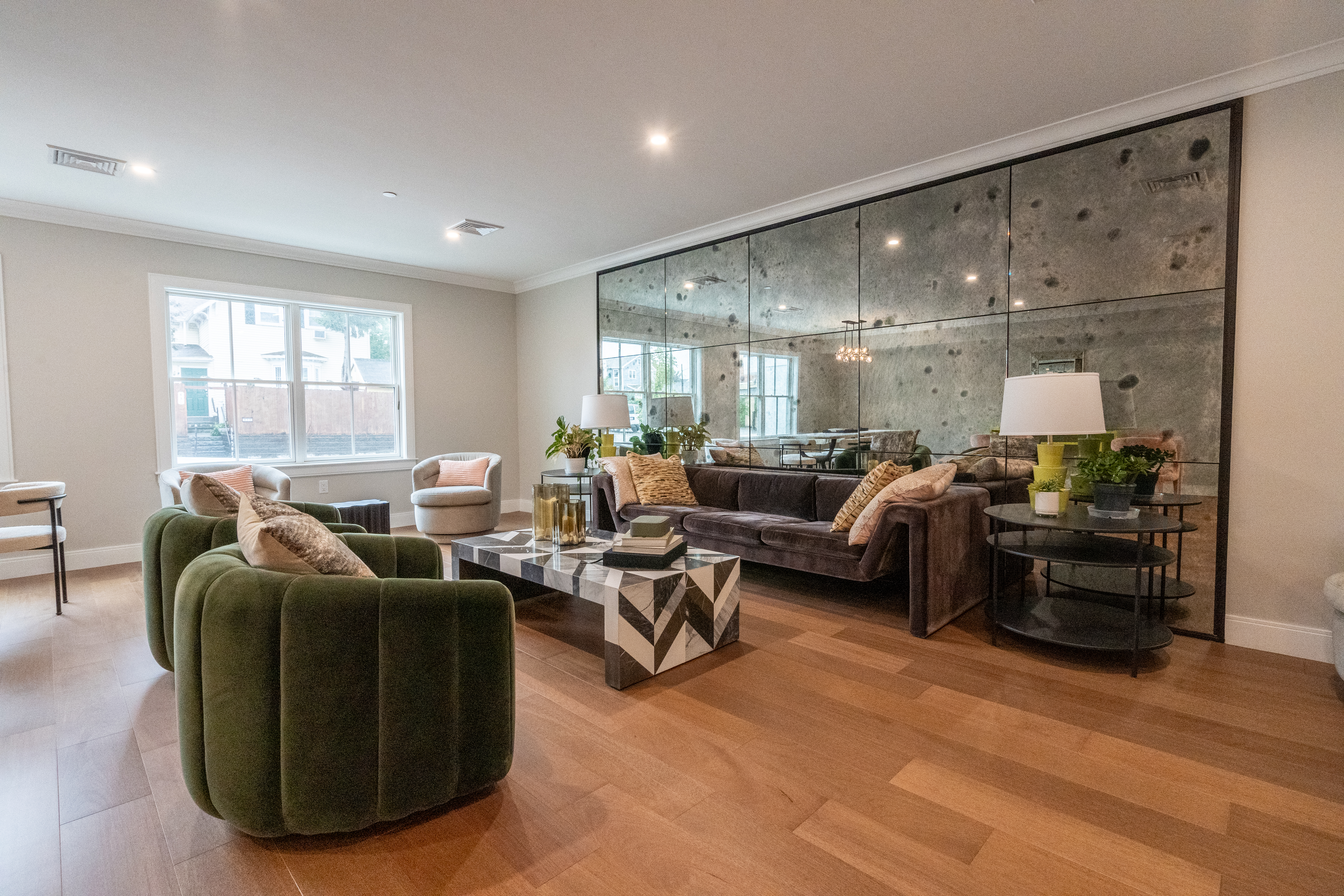 425 Lagrange St, West Roxbury