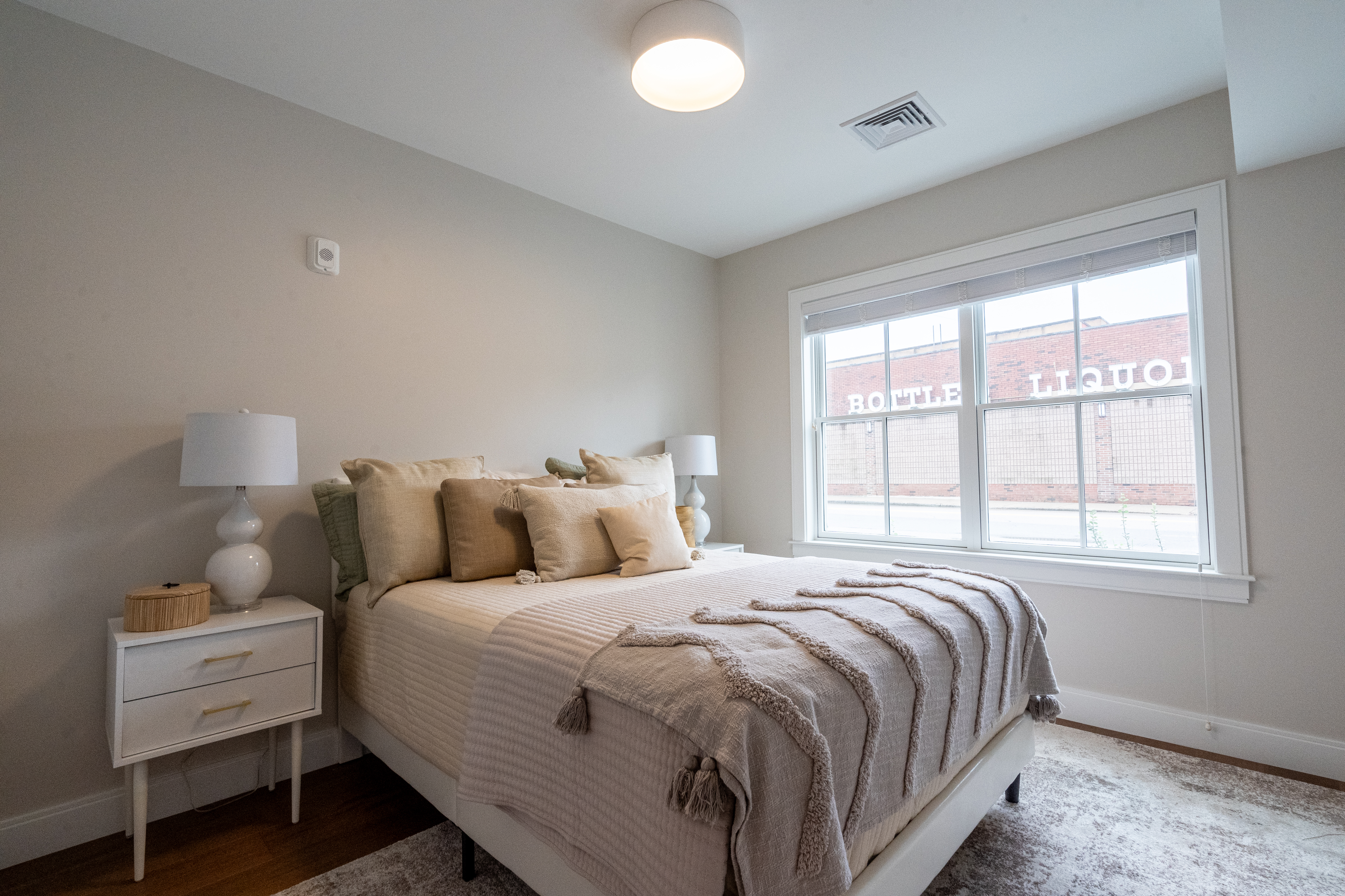 425 Lagrange St, West Roxbury