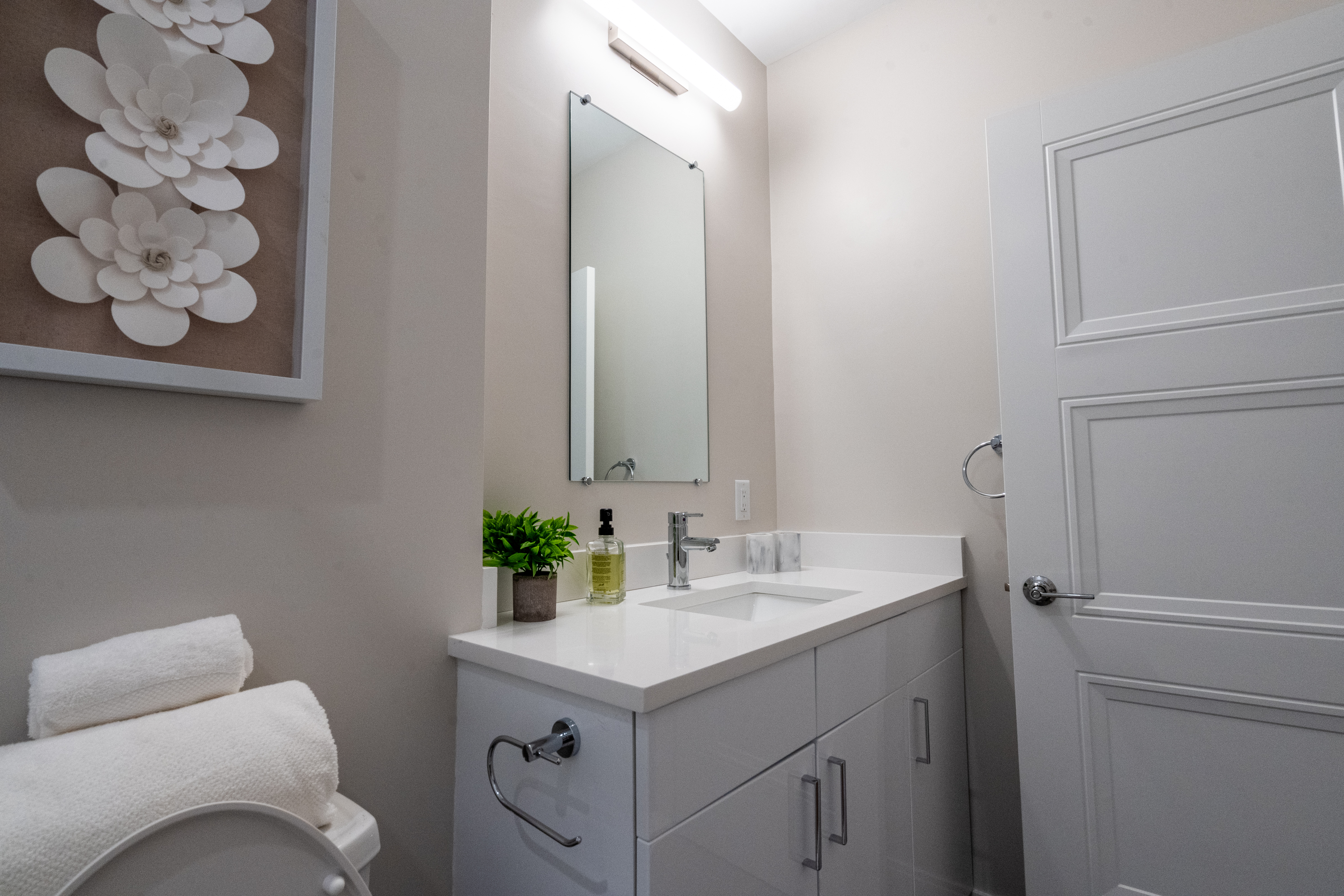 425 Lagrange St, West Roxbury