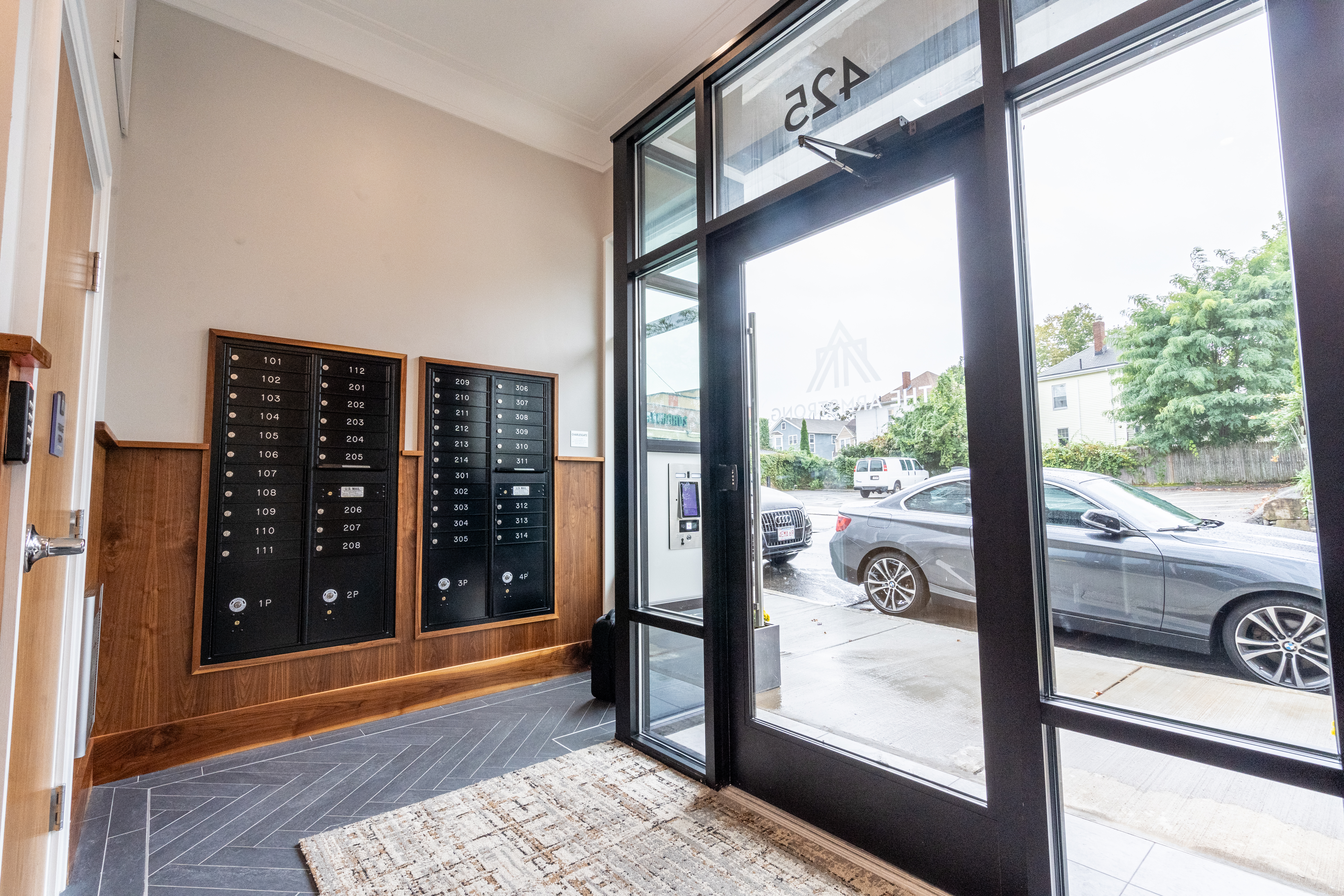 425 Lagrange St, West Roxbury