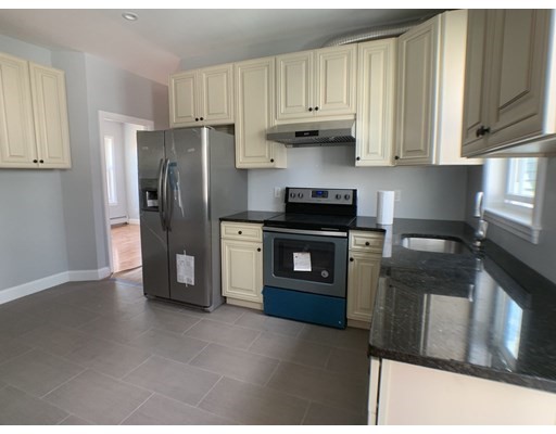 2 Bancroft St, Cambridgeport