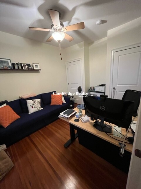 226 Banks St, Cambridgeport