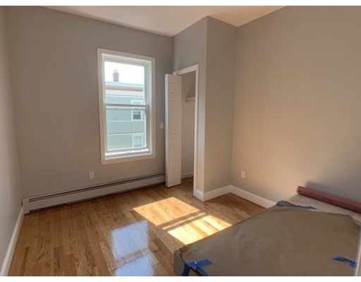 2 Bancroft St, Cambridgeport