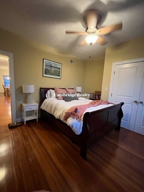 226 Banks St, Cambridgeport